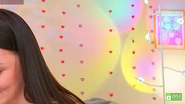 Chatroom XXX en direct de OliviaKis_