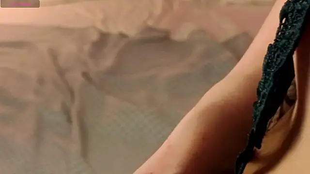 GoldenLuxuryGirl 现场XXX聊天