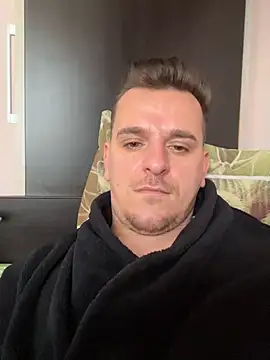 Huge_cock22cm's Webcam Show