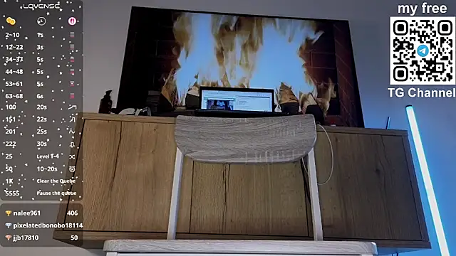 XXX chat uživo modela cherry_pie_888