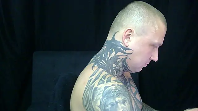 Онлайн чат XXX devilWithTats