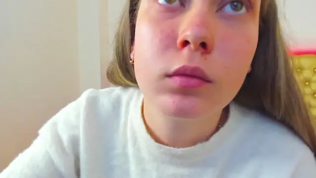 MelanieCutyのライブXXXチャット