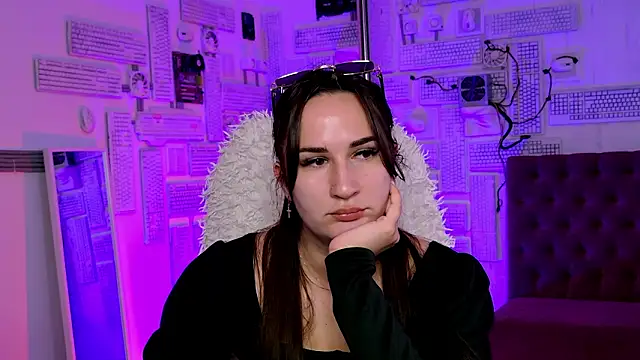 XXX chat uživo modela AdeliaLarson