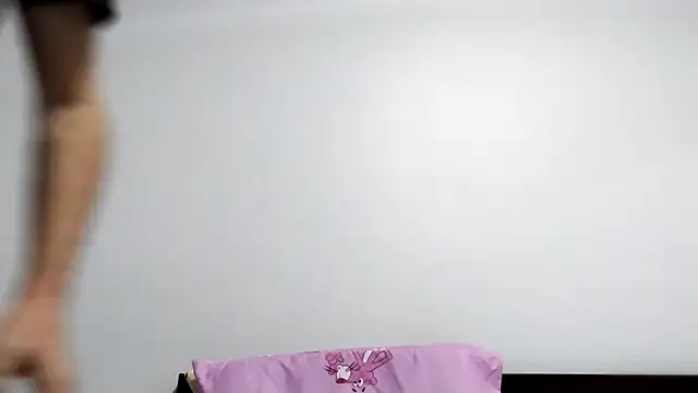 BIGUNCUTHARDCOCK Adlı Modelin Canlı XXX Sohbeti