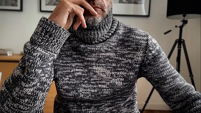 mecchaude Adlı Modelin Canlı XXX Sohbeti