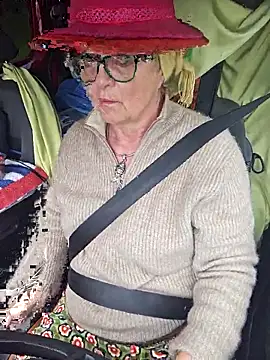 Hot-Muci's Webcam Show