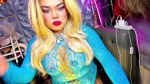 Show Webcam de AlwaysHornyMia