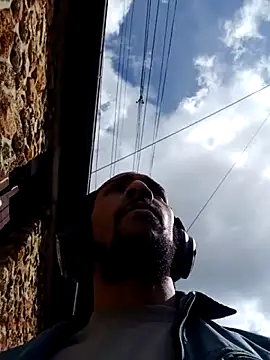 Mikaaa97 即時 XXX 聊天