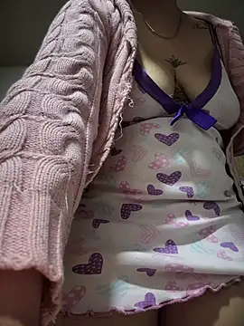 Emiily_lee লাইভ XXX চ্যাট