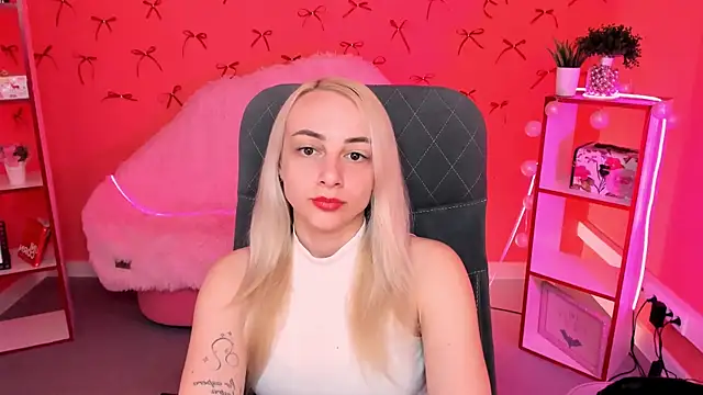 CarolMoor লাইভ XXX চ্যাট