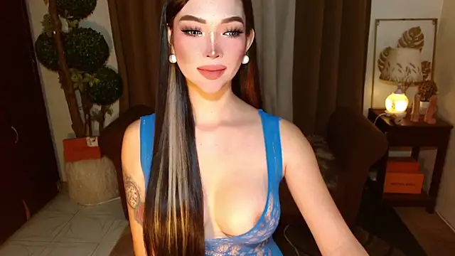 MouthWatering_Ayesha Show in webcam