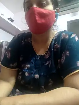 Tamil_shalinin Webbikameraesitys