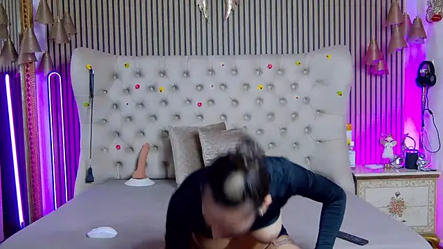 Онлайн чат XXX PlayfulShow