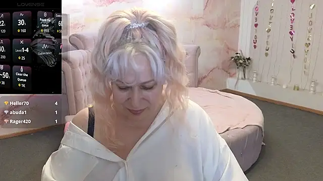 Penelope_Pinky Chat XXX live