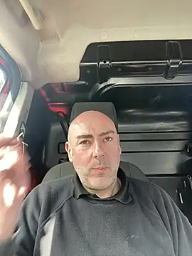 Richmcgee Show in webcam