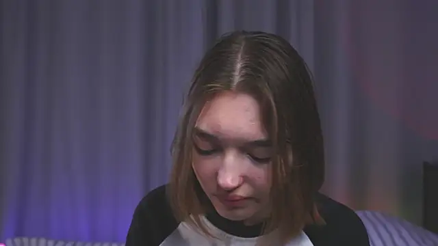 Leyla_crsh Chat XXX live