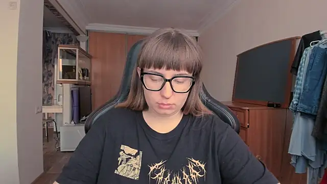 just_fucked777 Adlı Modelin Canlı XXX Sohbeti