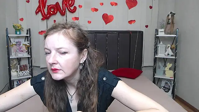 MeganPirs Adlı Modelin Canlı XXX Sohbeti