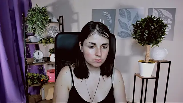 MartaEdams live XXX chat