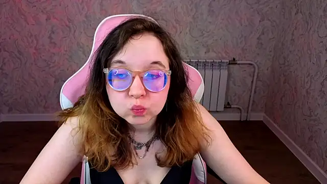 Aleks-caster 现场XXX聊天