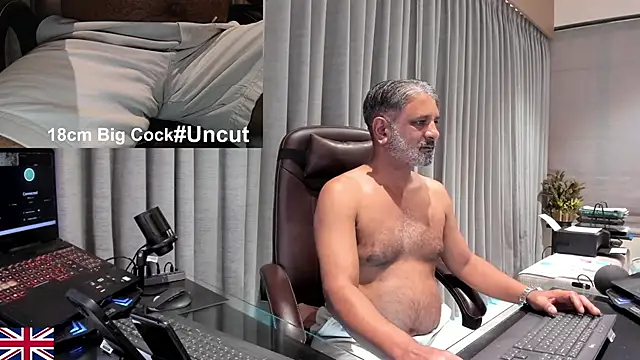 OnlineBossUK – Naživo XXX chat