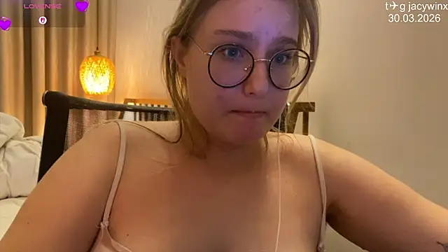 แชท XXX สดของ JacyWinslat