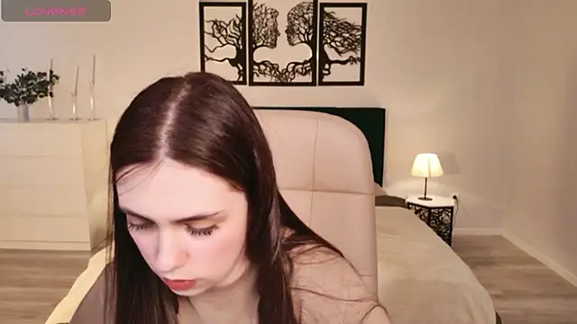 แชท XXX สดของ DaniellaLovely