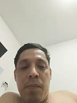 Lukaforge – Naživo XXX chat