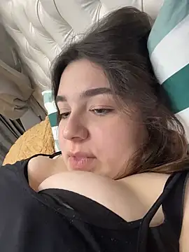 Dreamy_Kitty:  απευθείας συνομιλία ΧΧΧ