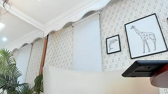 VictoriaKyros Live XXX-chat