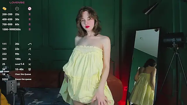 Flirty_Foxxyn Live XXX chat