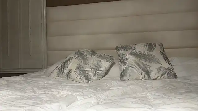 Naughty_Ken_Barbie-69's Live XXX Chat