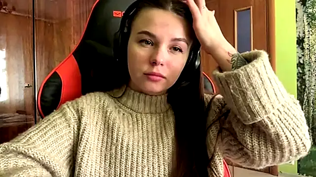 ThedaStrevell: απευθείας συνομιλία ΧΧΧ