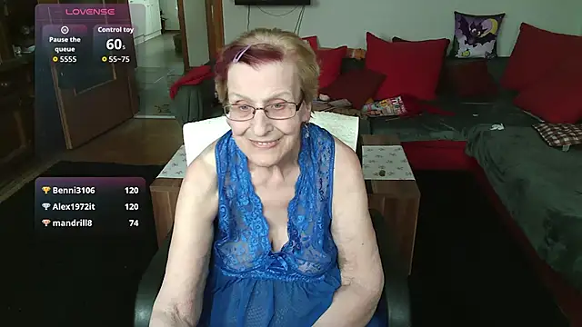 HeisseomaOriginal's Live XXX Chat