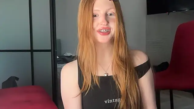 LuxXAngel Live XXX Chat