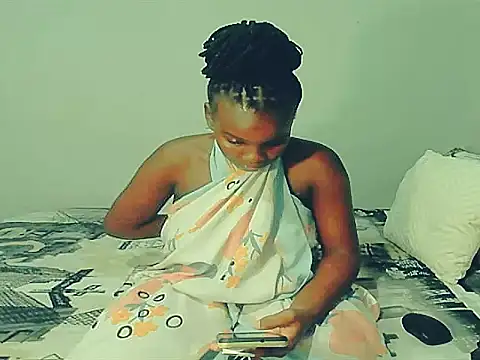 dinnykrazx Adlı Modelin Canlı XXX Sohbeti