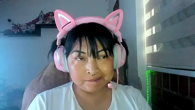 Shaddycute_ Adlı Modelin Canlı XXX Sohbeti