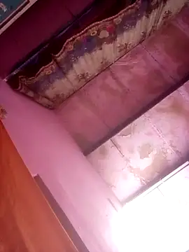 TINASONI Adlı Modelin Canlı XXX Sohbeti