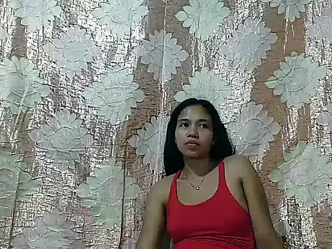 PinaySkinnyGirl Adlı Modelin Canlı XXX Sohbeti