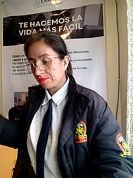 Valentina--1 – Naživo XXX chat