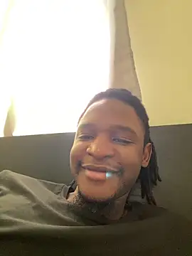 finefinance Adlı Modelin Web Kamerası Şovu