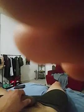 enoc369 élő XXX-chatje