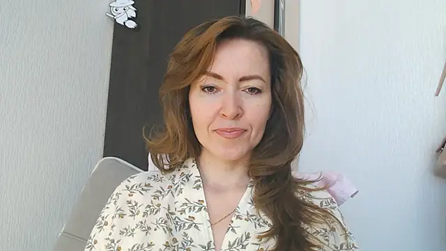 NicoleEunice87 Adlı Modelin Canlı XXX Sohbeti