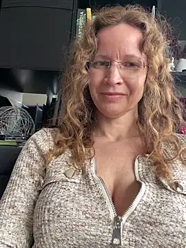 AnnikaRose's Live XXX Chat