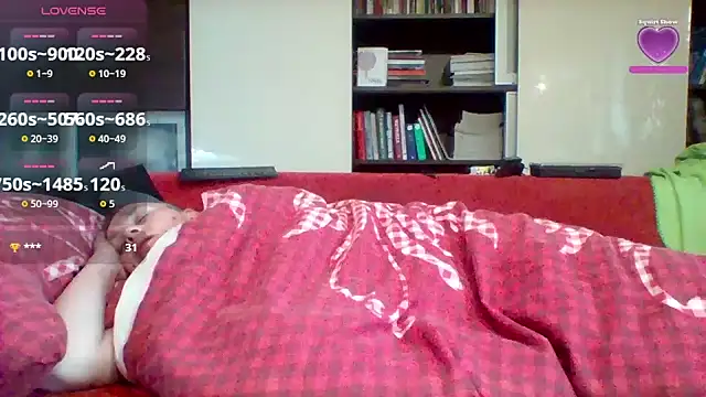 Matttthees Adlı Modelin Web Kamerası Şovu