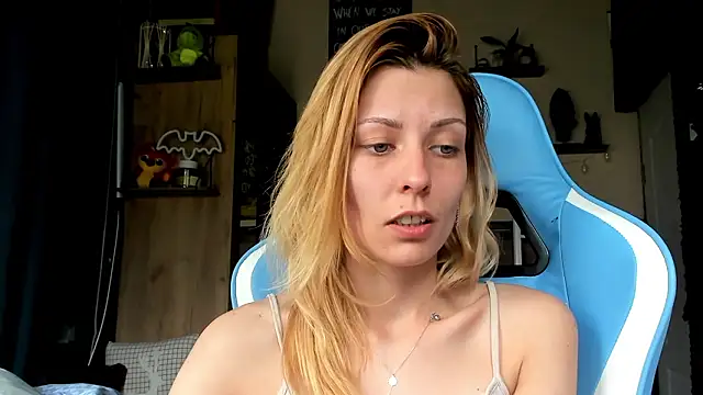 karo123421のライブXXXチャット