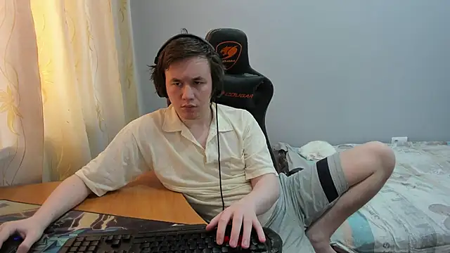 iliaskrislove – Kamerová šou