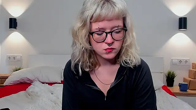 EdythElswick live XXX chat