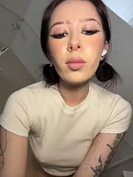 MaryMe__ élő XXX-chatje