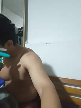 ChicoHot2503 在線直播表演